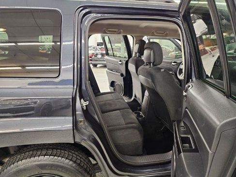 Used 2016 Jeep Patriot Sport w/ Power Value Group FWD image 11