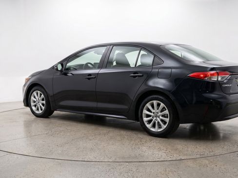 Used 2025 Toyota Corolla LE FWD image 6