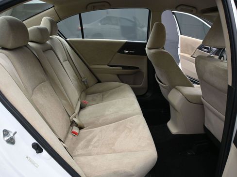 Used 2013 Honda Accord LX image 17