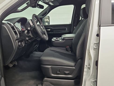 Used 2026 RAM 2500 Big Horn AWD/4WD image 7