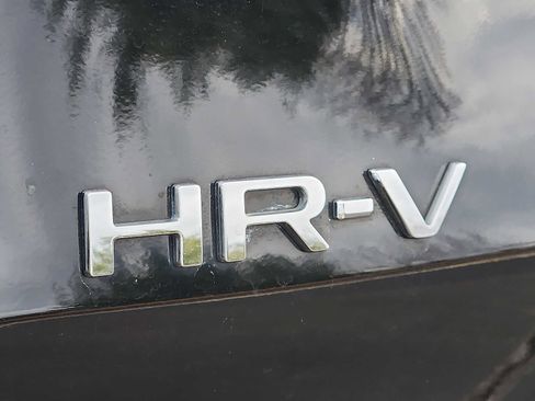 Certified 2023 Honda HR-V Sport image 30