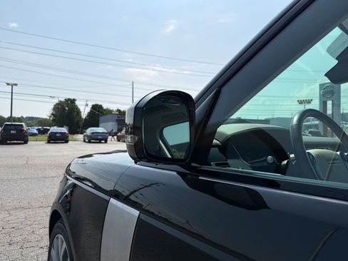 Used 2019 Land Rover Range Rover HSE AWD/4WD image 27