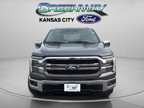Used 2025 Ford F150 Lariat w/ Equipment Group 501A Mid image 9