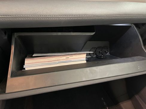 Certified 2023 Toyota Sienna XLE image 25