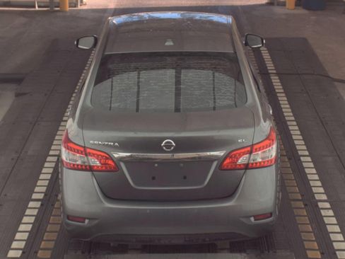 Used 2015 Nissan Sentra SL image 5