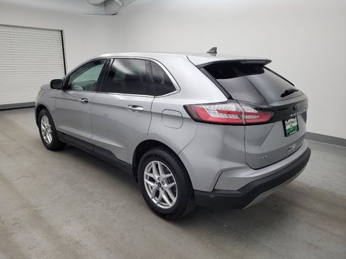 Used 2022 Ford Edge SEL AWD/4WD image 3