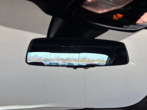 Used 2026 BMW 330i Sedan w/ M Sport Package image 16