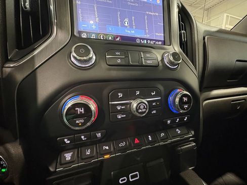 Used 2020 GMC Sierra 3500 Denali w/ Denali Ultimate Package image 26