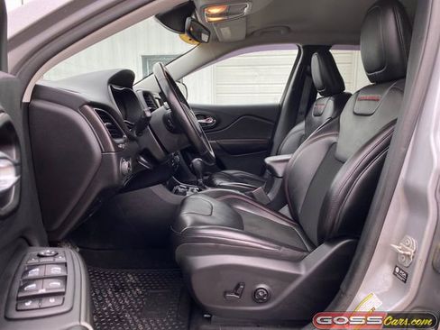 Certified 2021 Jeep Cherokee Trailhawk w/ Trailer Tow Group image 24