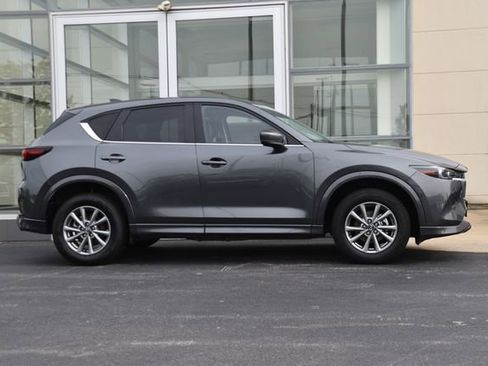 Used 2025 MAZDA CX-5 AWD 2.5 S w/ Preferred Package image 6