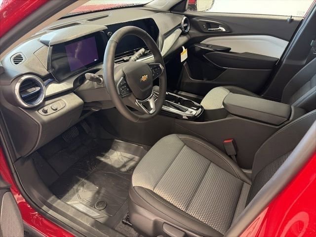 New 2026 Chevrolet Trax LT w/ Driver Confidence Package FWD image 8