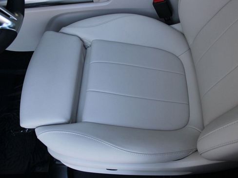 New 2026 Mercedes-Benz GLA 250 image 14