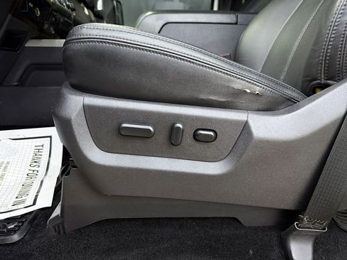 Used 2015 Ford F350 Platinum w/ Platinum Package image 16