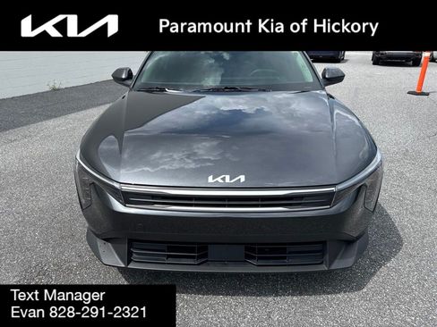 Used 2025 Kia K4 FWD image 2