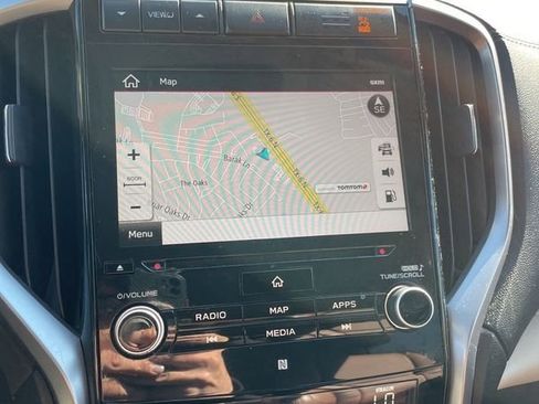 Used 2022 Subaru Ascent Touring image 9