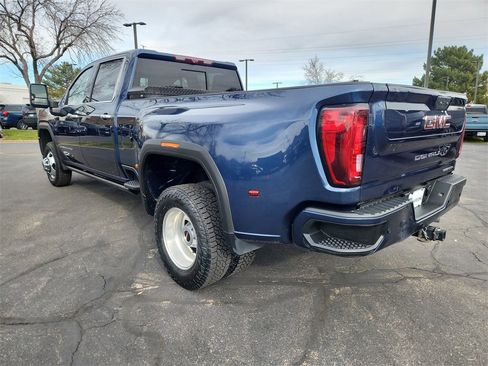 Used 2022 GMC Sierra 3500 Denali w/ Denali Ultimate Package image 4