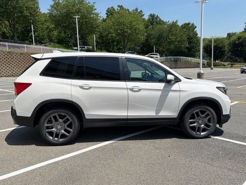 Used 2023 Honda Passport EX-L image 8