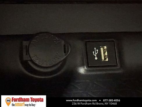 Used 2025 Toyota RAV4 XLE w/ Convenience Package image 26