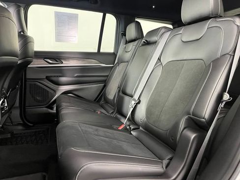 Used 2026 Jeep Grand Cherokee L 4WD image 40