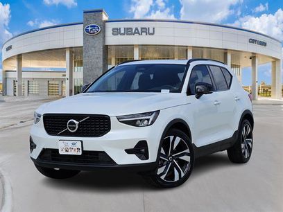 Used 2023 Volvo XC40 B5 Ultimate
