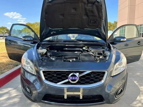 Used 2011 Volvo C30 T5 w/ Preferred Pkg FWD image 13