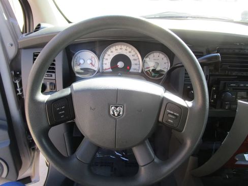 Used 2006 Dodge Durango SLT AWD/4WD image 11