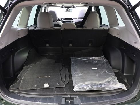 Used 2023 Subaru Forester Premium image 18