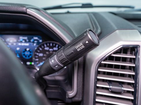Used 2021 Ford F250 Platinum AWD/4WD image 36