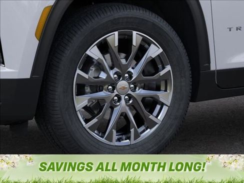 New 2026 Chevrolet Traverse LT image 9