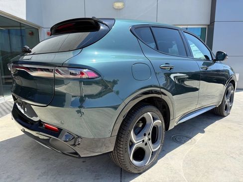 New 2026 Alfa Romeo Tonale w/ Active Assist Package AWD/4WD image 3