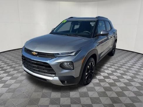 Used 2023 Chevrolet TrailBlazer LT FWD image 13