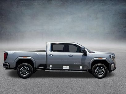 New 2026 GMC Sierra 2500 SLT w/ SLT Premium Package