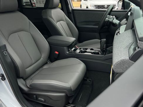 New 2026 Subaru Outback Limited AWD/4WD image 9