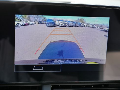 Used 2024 Chevrolet Trax RS w/ Driver Confidence Package image 35