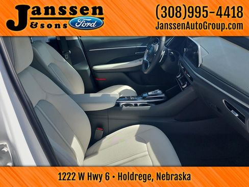 Used 2023 Hyundai Sonata SEL FWD image 7
