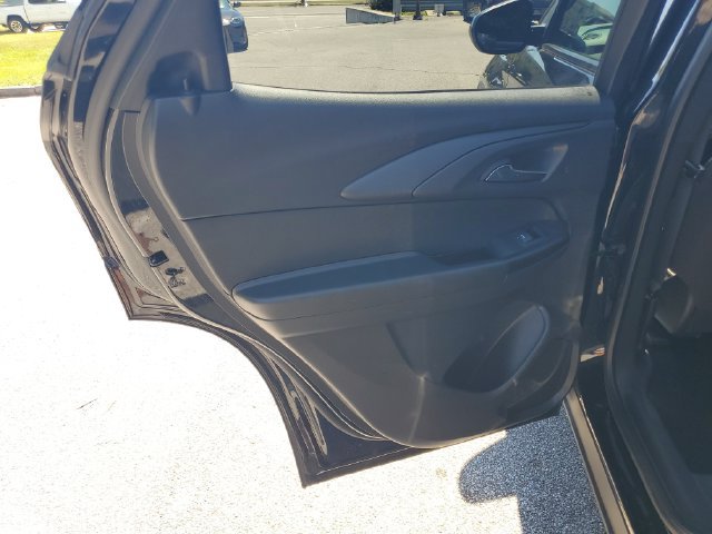 Used 2022 Chevrolet TrailBlazer LT w/ Convenience Package FWD image 31