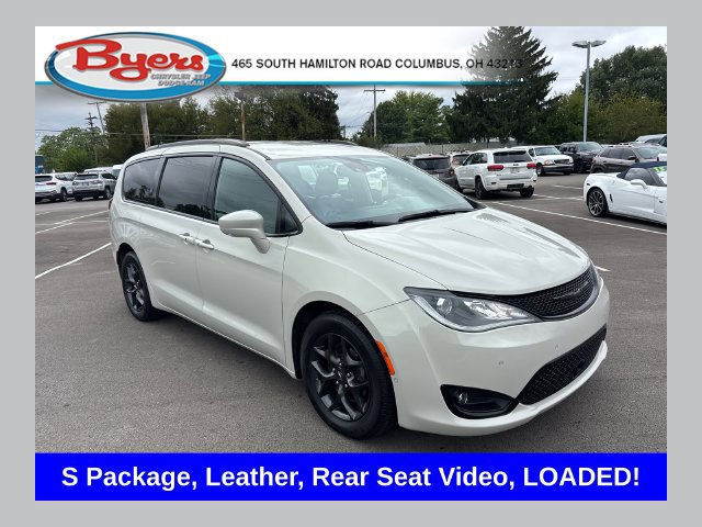 Used 2020 Chrysler Pacifica Touring-L Plus FWD image 1