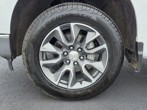 Used 2025 Chevrolet Silverado 1500 LT w/ Z71 Off-Road Package image 28