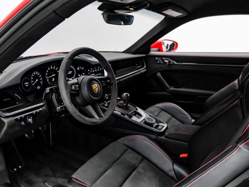 Used 2022 Porsche 911 GT3 image 36