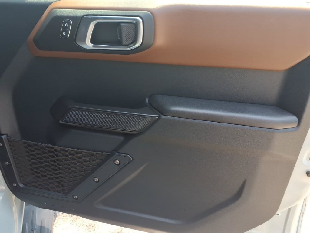 Used 2024 Ford Bronco Outer Banks AWD/4WD image 9