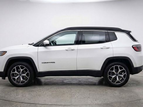 Used 2025 Jeep Compass Limited AWD/4WD image 5