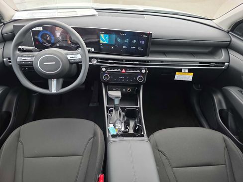 New 2026 Hyundai Tucson SEL image 11