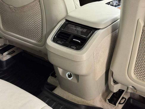 Used 2016 Volvo XC90 T6 Inscription w/ Vision Package AWD/4WD image 33