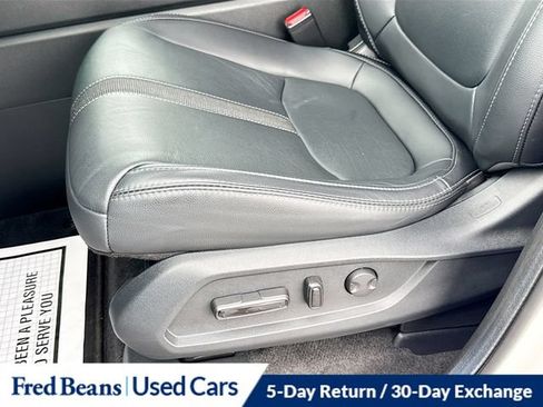 Used 2024 Honda Pilot Touring image 25