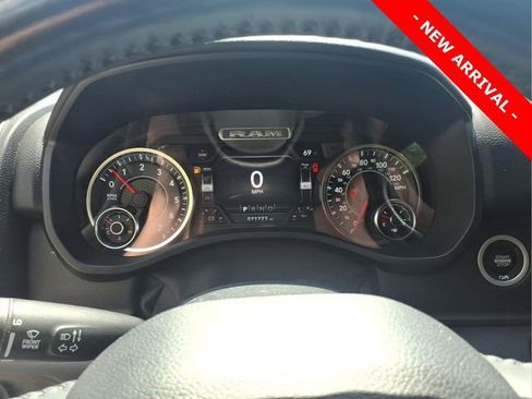 Used 2021 RAM 1500 Big Horn AWD/4WD image 17