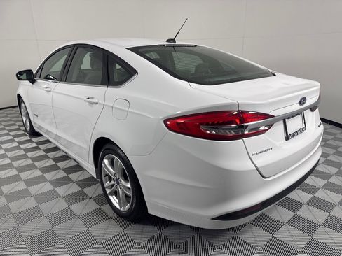 Used 2018 Ford Fusion S image 8