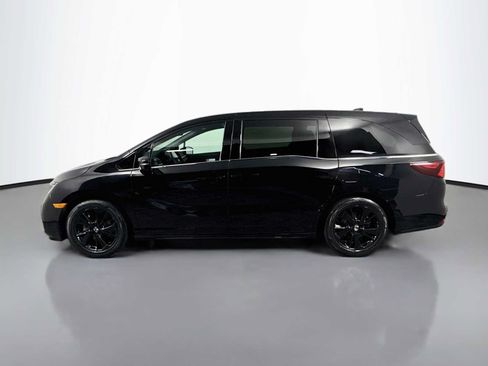 Used 2024 Honda Odyssey Sport image 4