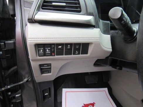 Used 2019 Honda Odyssey EX-L image 12