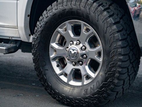 Used 2017 RAM 2500 Laramie image 7