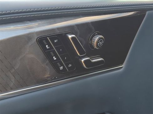 Used 2025 Cadillac Escalade IQ Sport 2 w/ LPO, Premium Carpet Package image 22